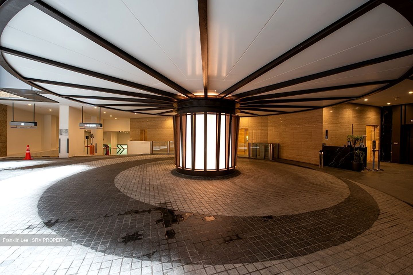 PLUS (D1), Office #453067671